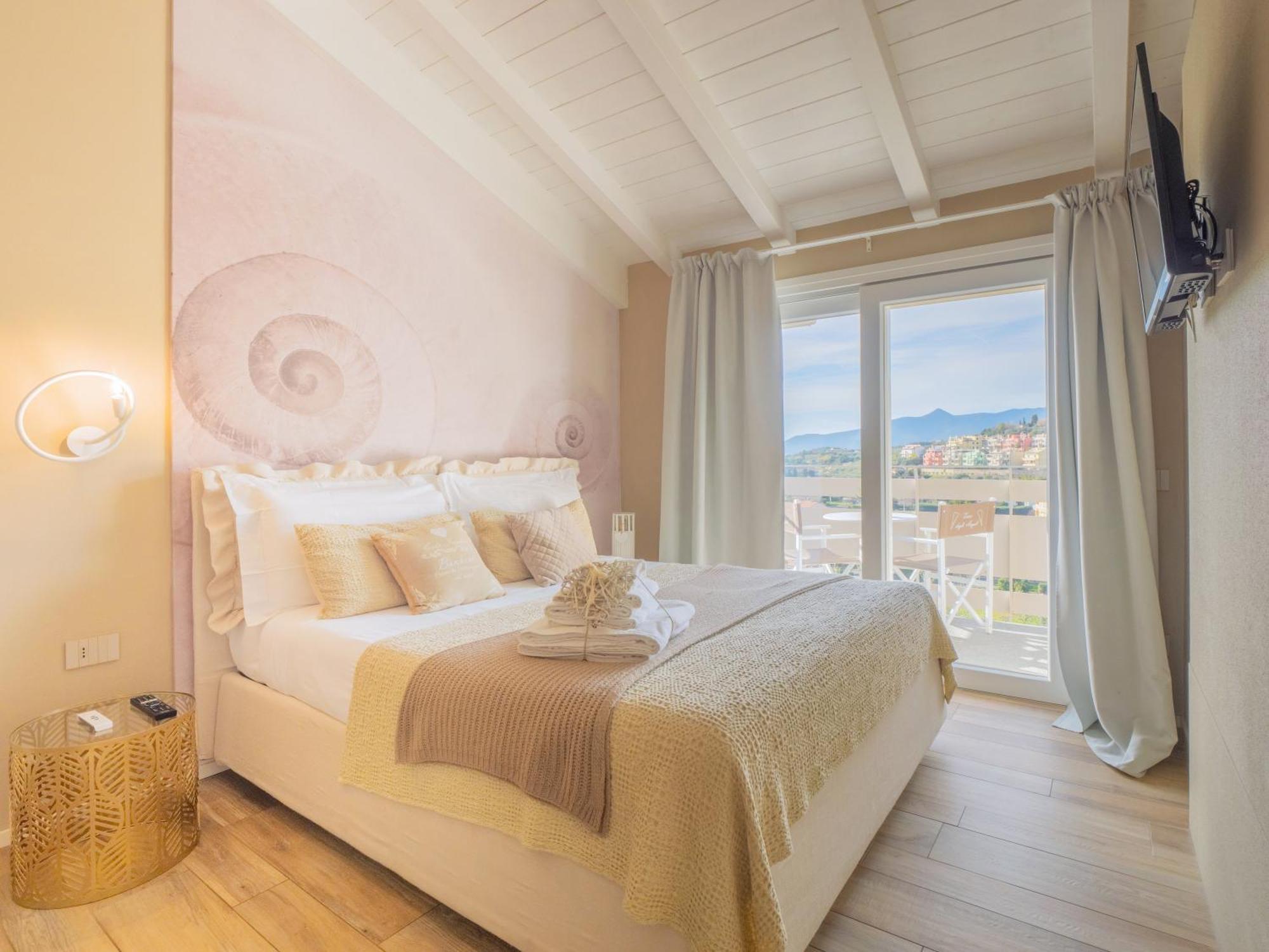 Agriturismo Terre Degli Angeli ピエトラ・リーグレ エクステリア 写真